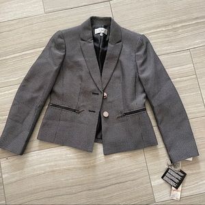 Le Suit Blazer - Size 2P